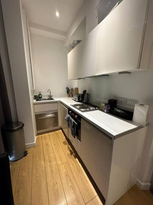Sleep 6 Piccadilly Grand In London Vr5 Apartment Ngoại thất bức ảnh
